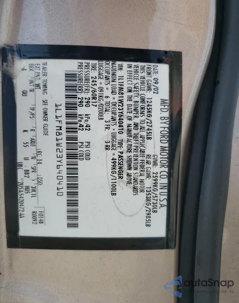 2003 Lincoln Town Car Executive from USA, damaged, VIN 1L1FM81W23Y640410